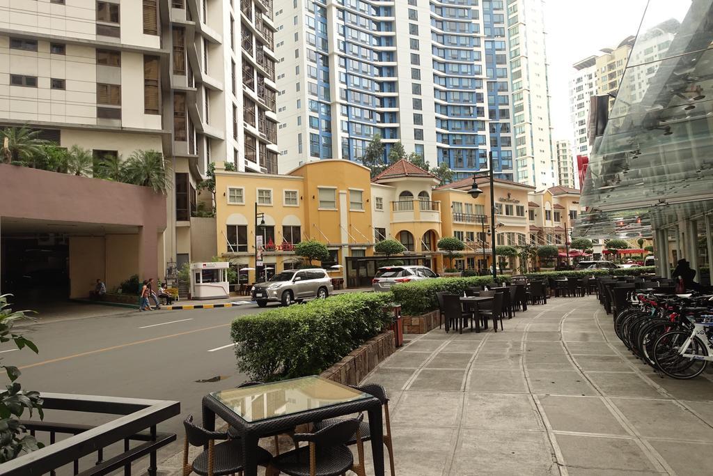 Luxury Condo At Forbeswood Parklane The Fort Bgc Makati City Kültér fotó