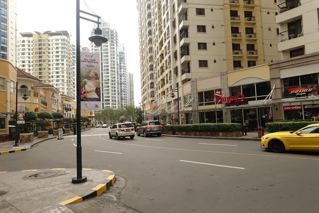 Luxury Condo At Forbeswood Parklane The Fort Bgc Makati City Kültér fotó